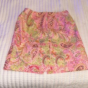 Talbots Petites Size 8 pink paisley skirt 18.5 inches in length EUC